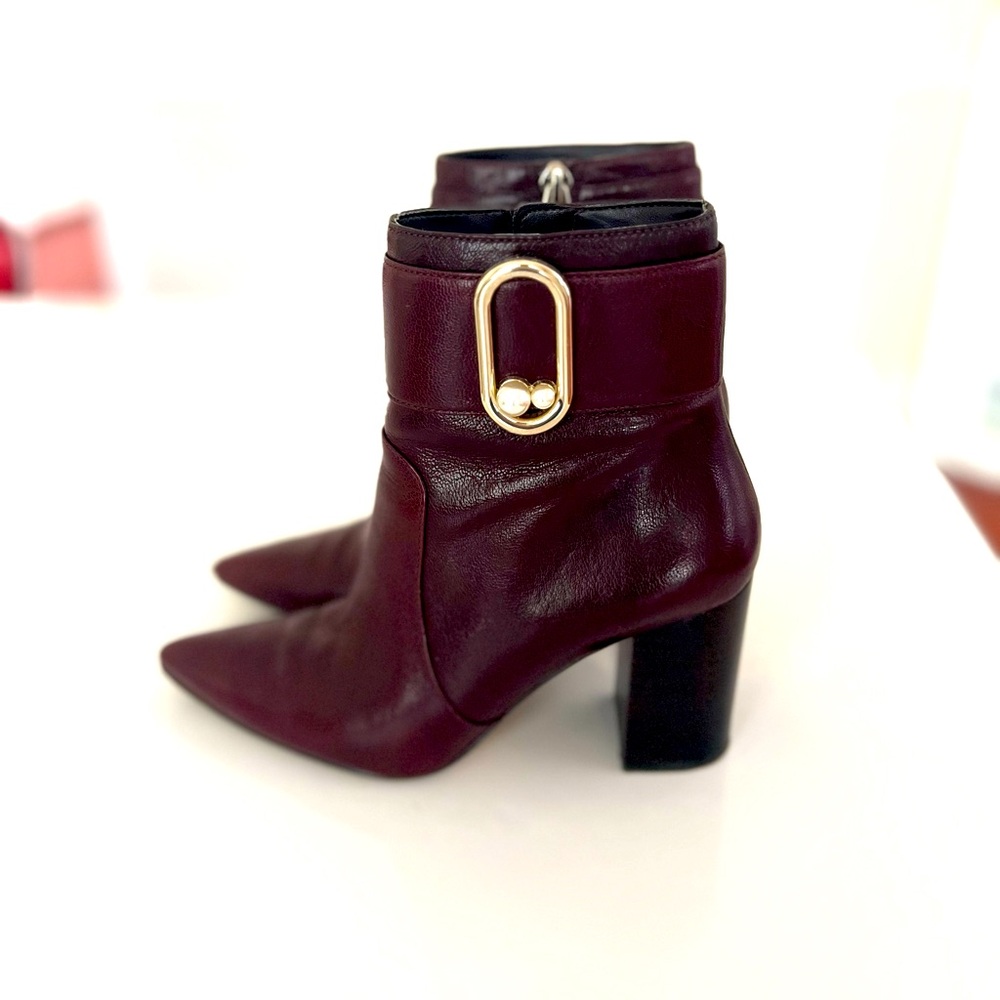 Elegant Burgundy Ankle Boots